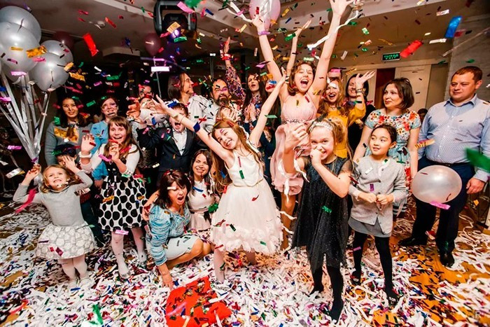 Какие праздники отмечаются 9 июня