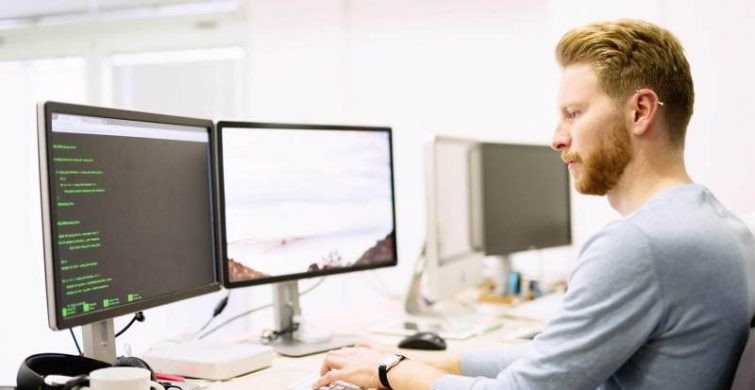 Топ-10 самых популярных направлений в вузах: куда поступить в этом году