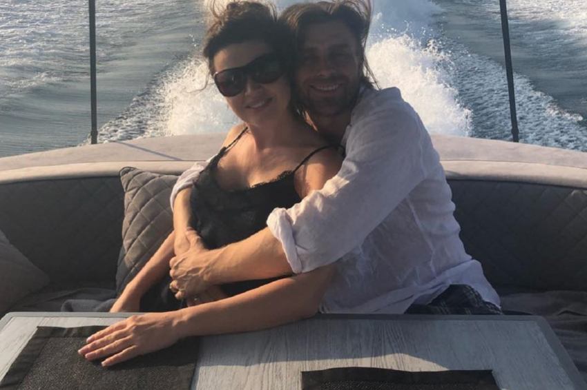 «Муж уходил по ночам из дома»: родные Заворотнюк заговорили после похорон актрисы