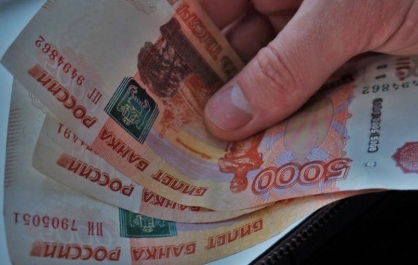 В Госдуме предложили увеличить МРОТ до 30 тысяч с 1 января 2025 года