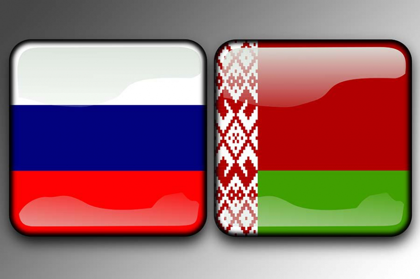 Путин поздравил Лукашенко с 70-летием и наградил его орденом Андрея Первозванного