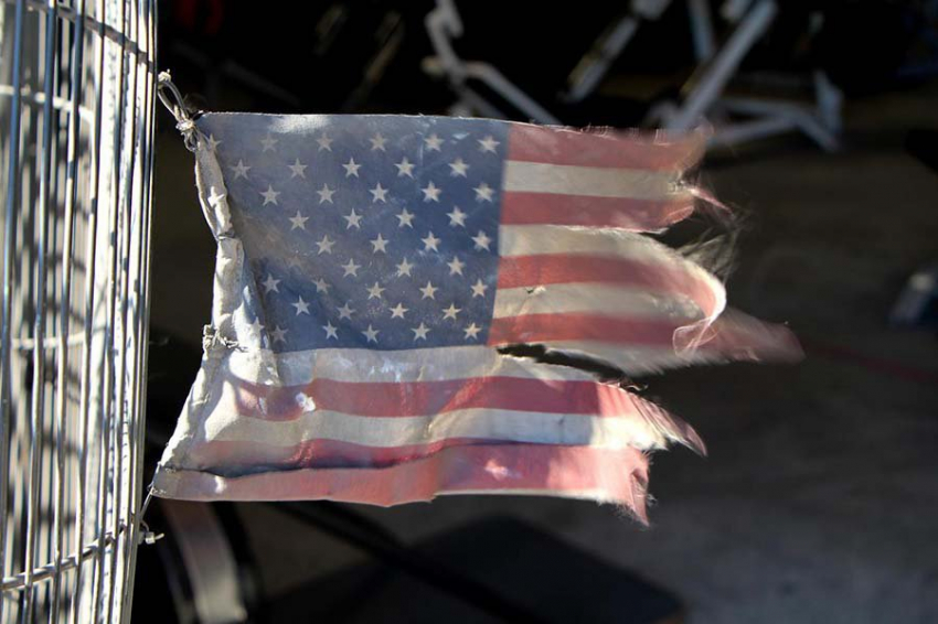 США стремительно теряют контроль над союзниками