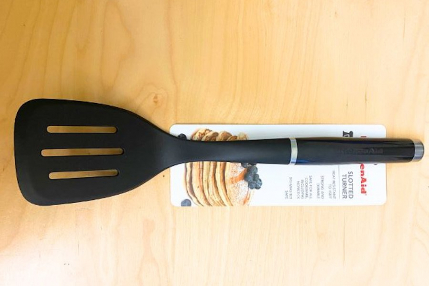 Toxic-Free Future: черный пластик может вызвать рак