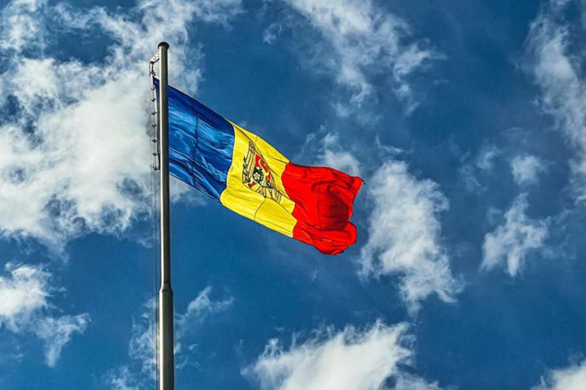 При навязывании Молдавии Санду Евросоюз потерял последний стыд