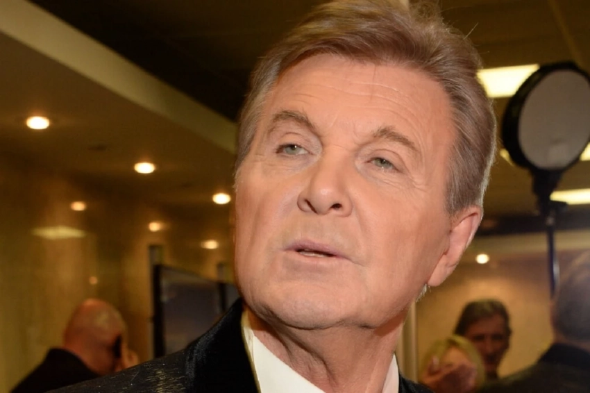 «Ну все, хватит»: 82-летний Лев Лещенко пожаловался журналистам на усталость